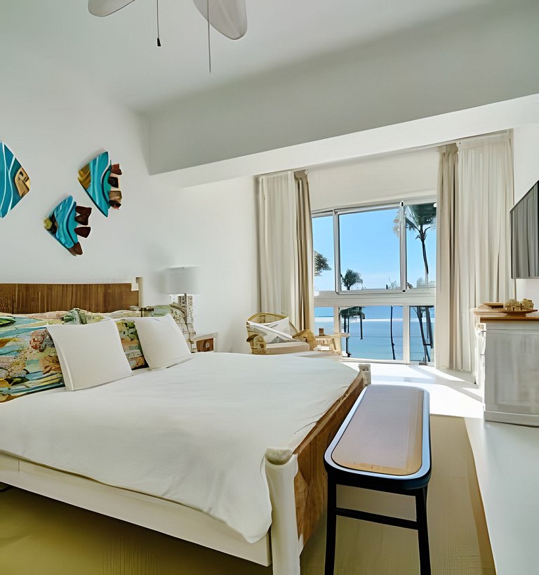Caribbean Life Paradise,1BDRM & BBQ Beachfront Apt