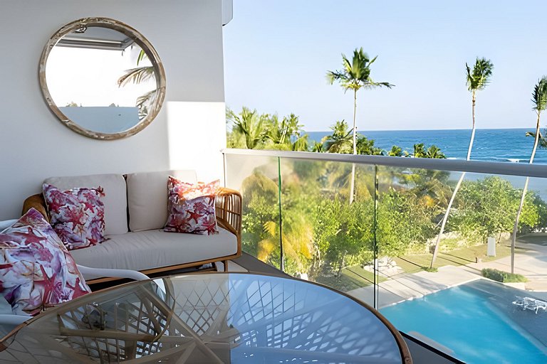 Caribbean Life Paradise,1BDRM & BBQ Beachfront Apt