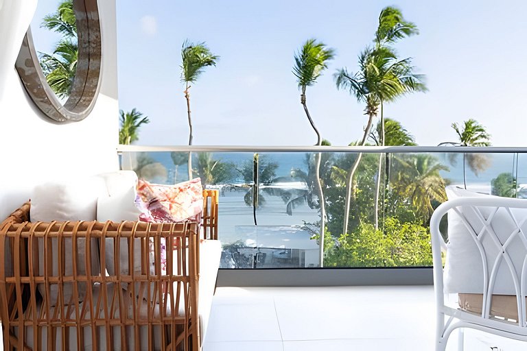 Caribbean Life Paradise,1BDRM & BBQ Beachfront Apt