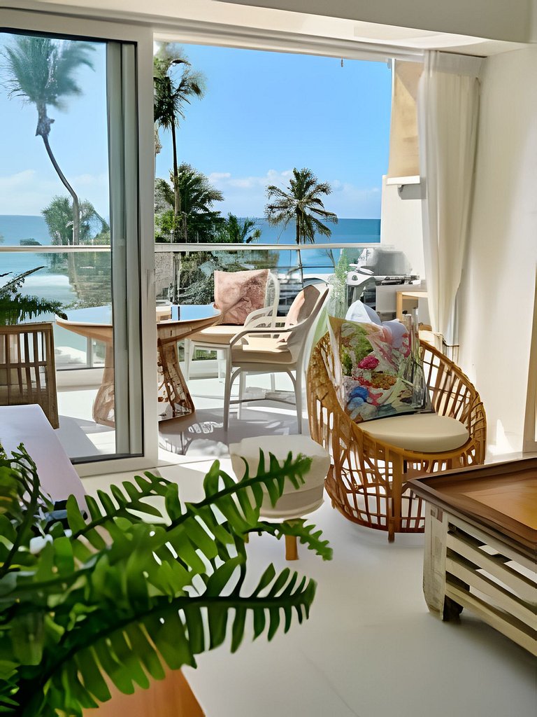 Caribbean Life Paradise,1BDRM & BBQ Beachfront Apt