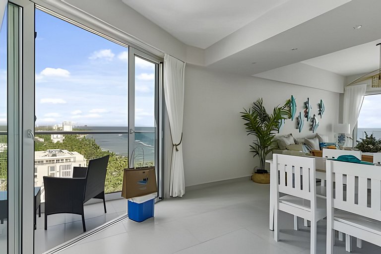 Caribbean Bright Dawn View 1BDRM Beachfront apt.