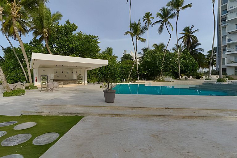 Caribbean Golden Sunset View,1BDRM Beachfront Apt.