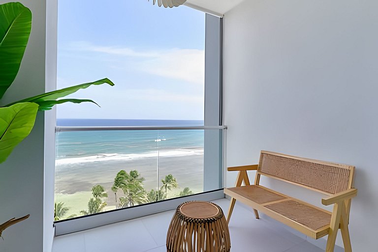 Caribbean Golden Sunset View,1BDRM Beachfront Apt.