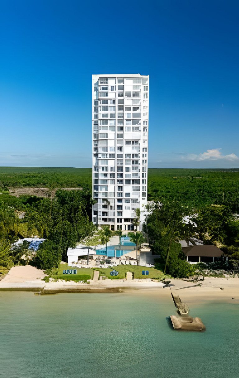 Caribbean Golden Sunset View,1BDRM Beachfront Apt.