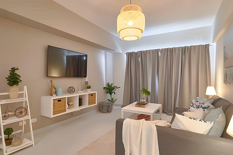 Caribbean Sea View Apt.on 19 level, a serene Stay