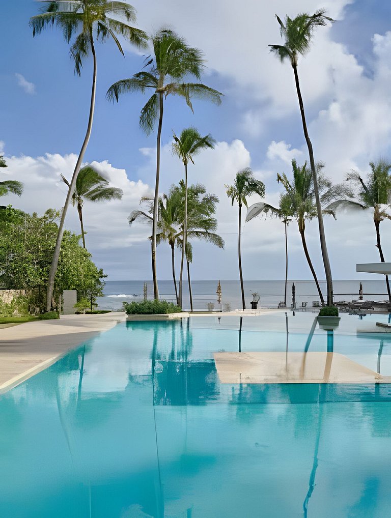 Caribbean Sea Waves View, Beachfront Apt.