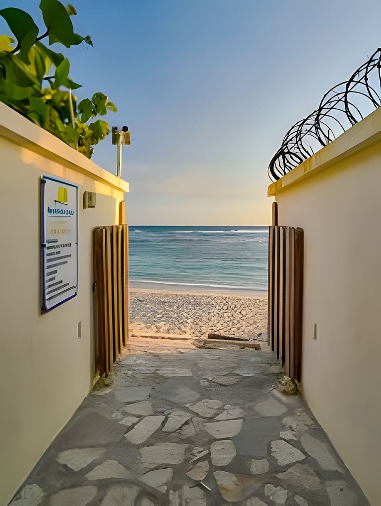 Caribbean Ocean Breeze Beach Condo!