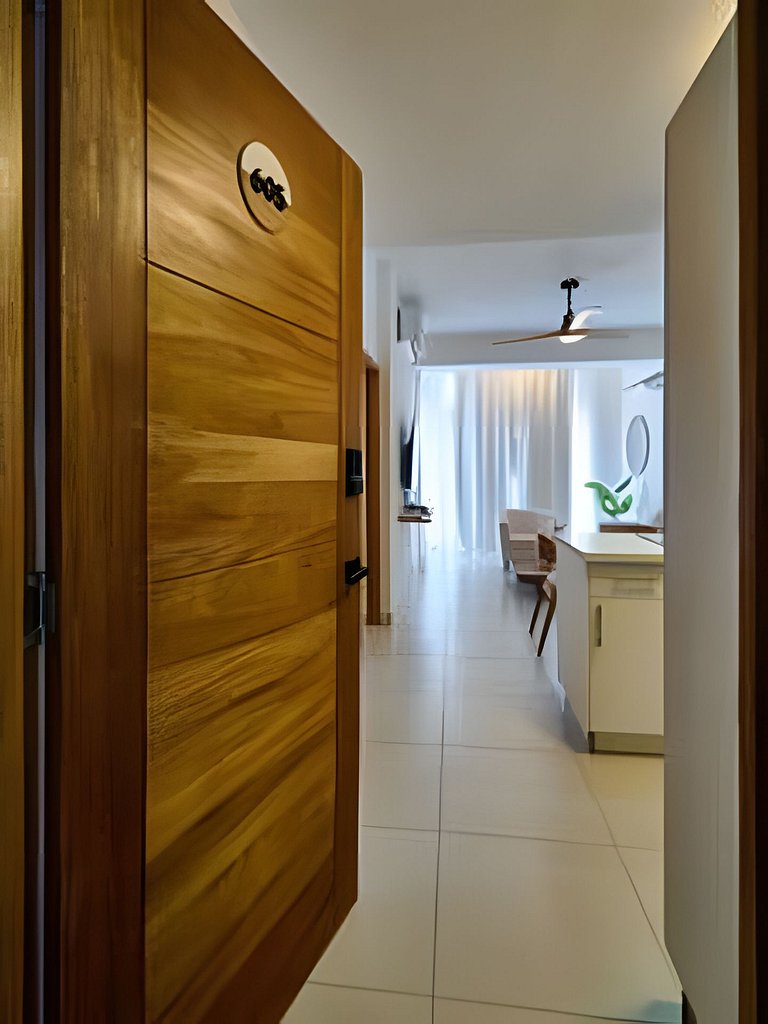 Feel Caribbean Breeze 1bdrm Apt.2min walking beach