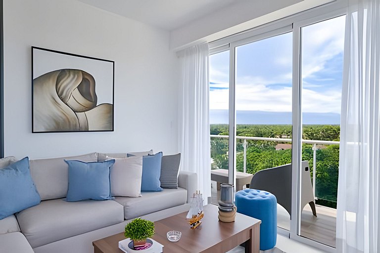 Beachside 1Bdrm Apt. Hidden Oasis with Pool & BBQ