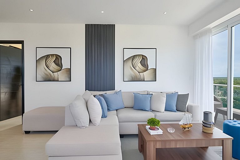Beachside 1Bdrm Apt. Hidden Oasis with Pool & BBQ