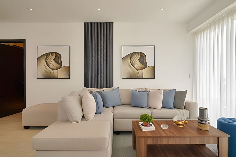 Beachside 1Bdrm Apt. Hidden Oasis with Pool & BBQ