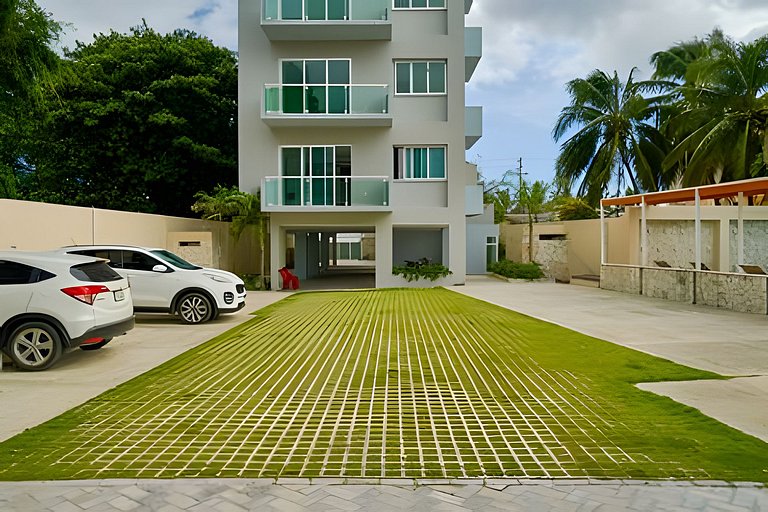 Beachside 1Bdrm Apt. Hidden Oasis with Pool & BBQ