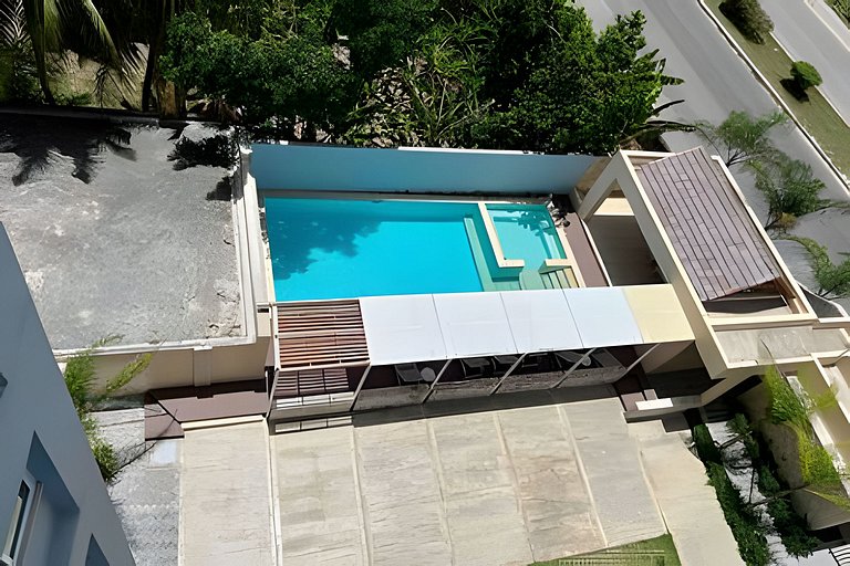 Beachside 1Bdrm Apt. Hidden Oasis with Pool & BBQ