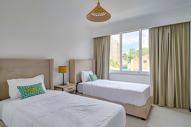 2Bdrm Apt. Front Juan Dolio Beach Access| Pool+BBQ