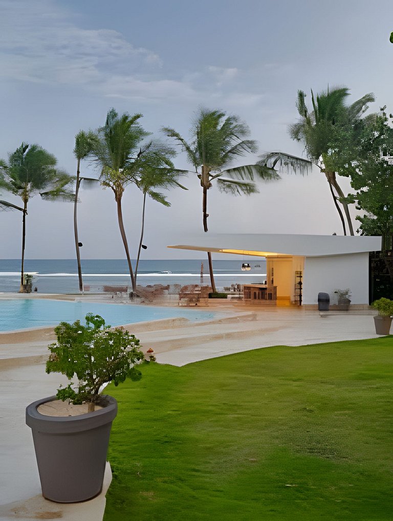 Caribbean Sea Panoramic View Suite on 17 Level