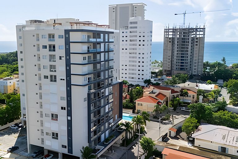 Costal View Apt. Walkable To Beach & Restaurants