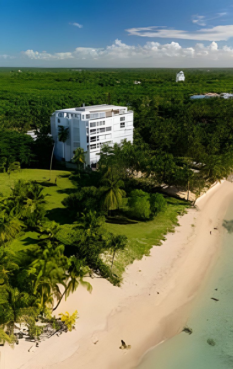 Beachfront cozy & huge Apartment for family trip