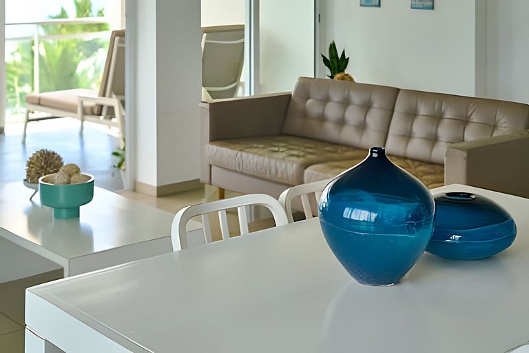 Beachfront cozy & huge Apartment for family trip