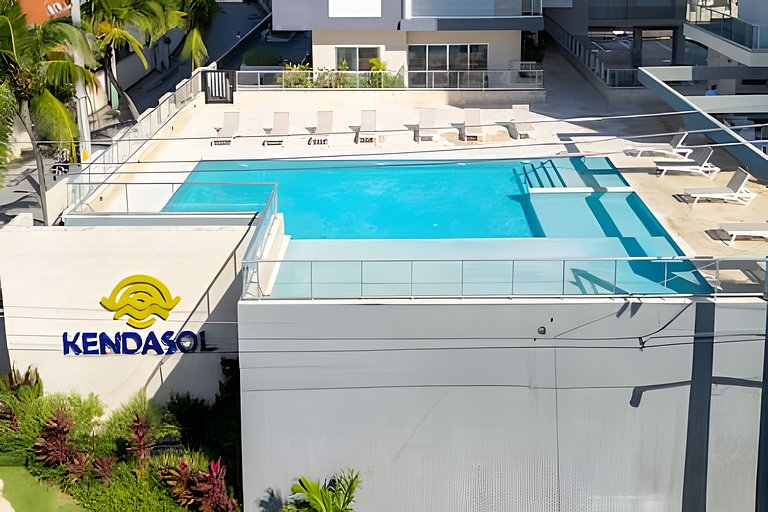 Costal View Apt. Walkable To Beach & Restaurants