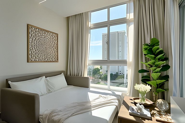 Costal View Apt. Walkable To Beach & Restaurants