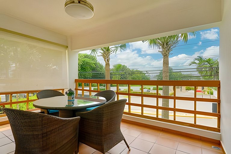 Caribbean Idyllic Vacation at Beachfront 1-BR Apt.