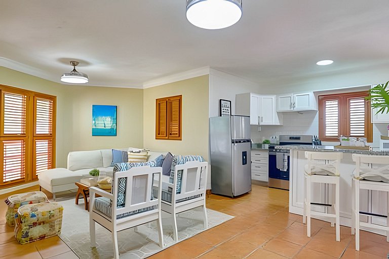 Caribbean Idyllic Vacation at Beachfront 1-BR Apt.