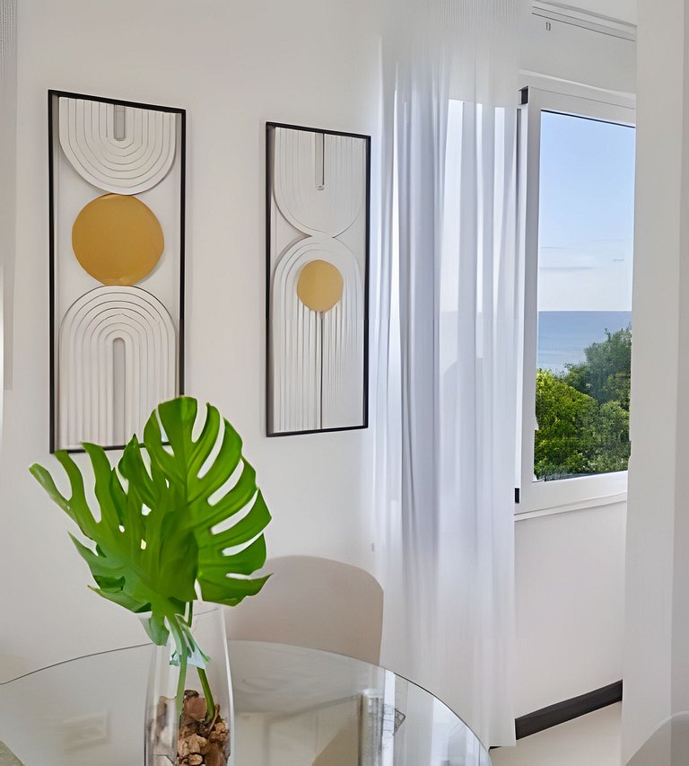 Beachside Heaven Sea View 1bdrm Apartment
