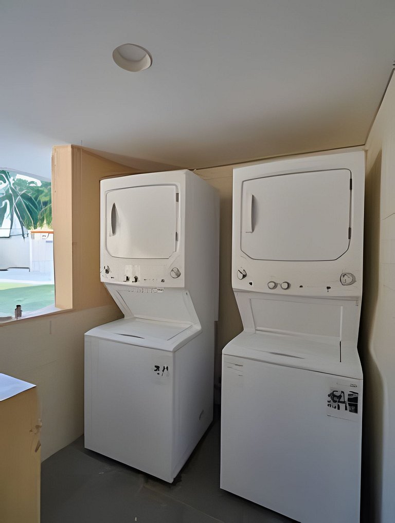 Beachside Heaven Sea View 1bdrm Apartment