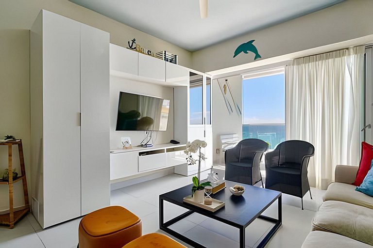 Caribbean Ocean View, 2BDRM Beachfront Apartment