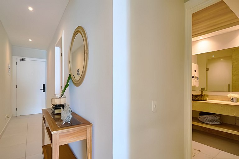 Caribbean Ocean View, 2BDRM Beachfront Apartment