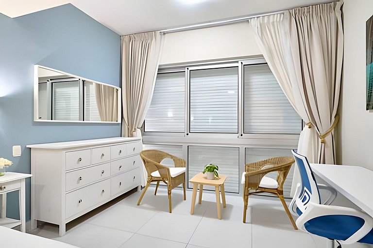 Caribbean Ocean View, 2BDRM Beachfront Apartment