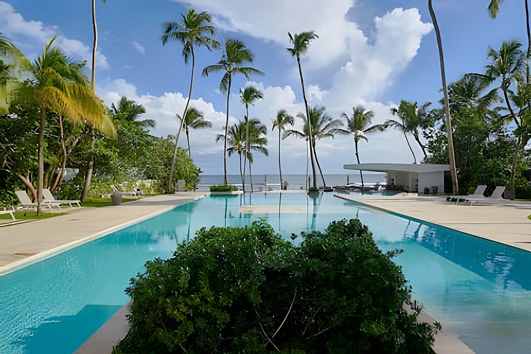 Caribbean OceanView 1Bdrm Beachfront Apartment