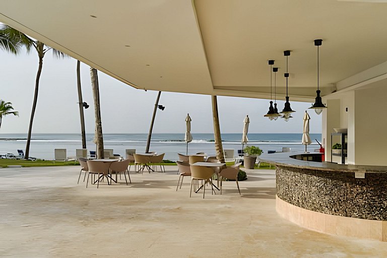 Caribbean OceanView 1Bdrm Beachfront Apartment