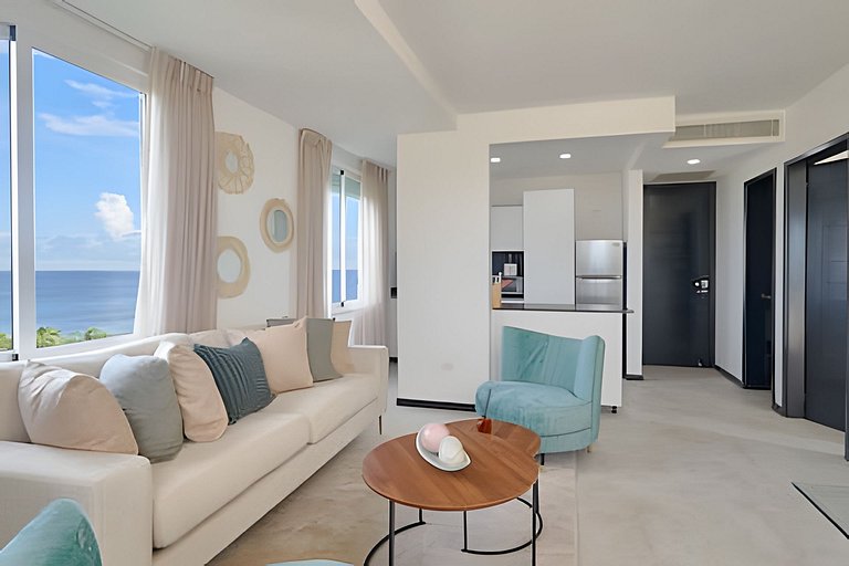 Beachside 1BDR Dreamy Apt.| BBQ + Pool & Sea View