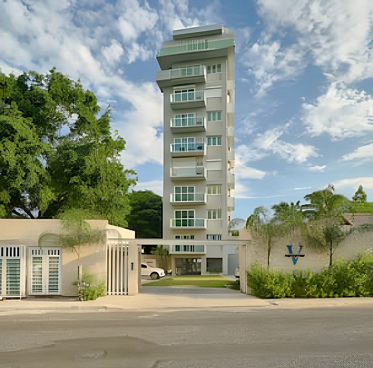 Beachside 1BDR Dreamy Apt.| BBQ + Pool & Sea View