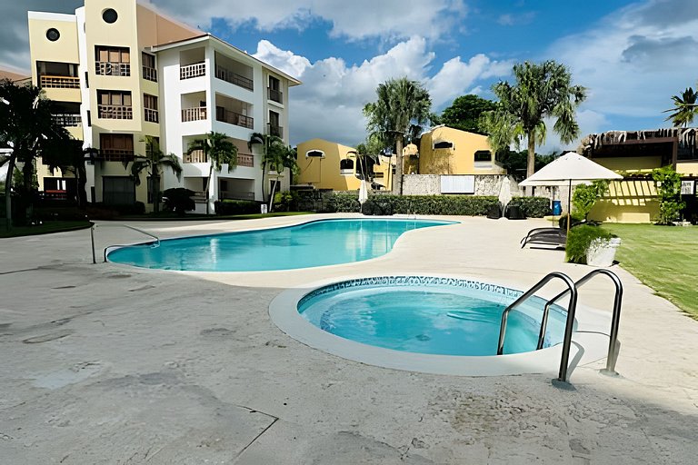 Caribbean Beachfront Living, Apartment