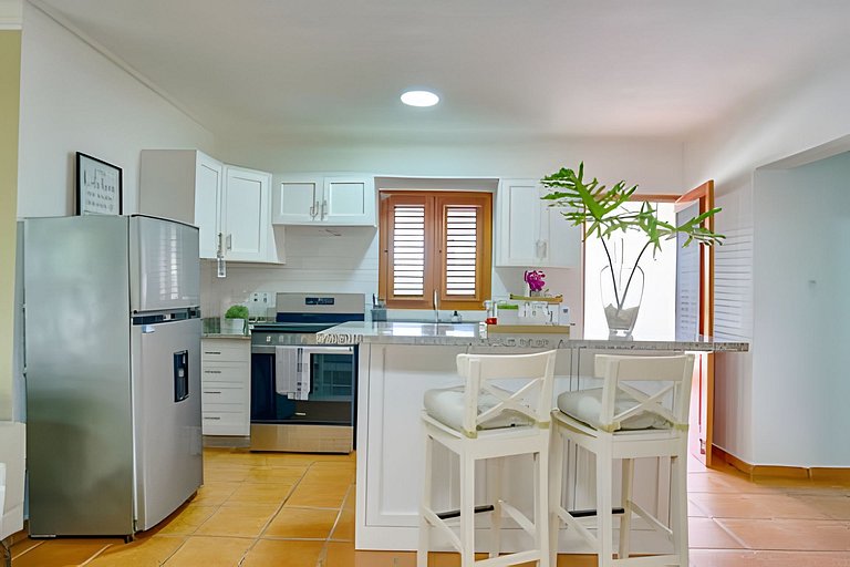 Caribbean Beachfront Living, Apartment