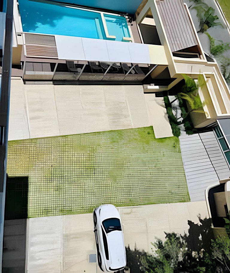 Beachside 1BDR Dreamy Apt.| BBQ + Pool & Sea View