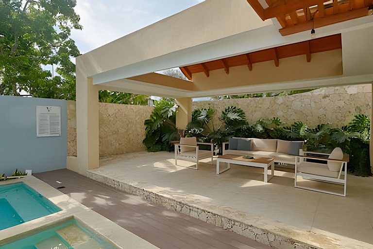 Beachside 1BDR Dreamy Apt.| BBQ + Pool & Sea View