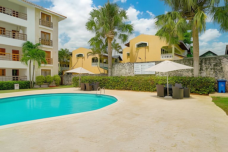Caribbean Beachfront Living, Apartment