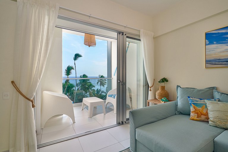 Caribbean Beachfront Apartment. W/ Scenic view